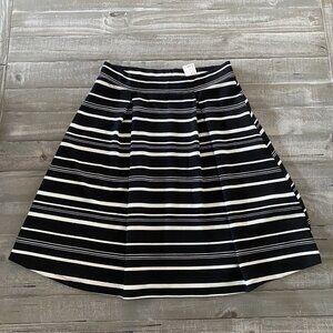 Cato Skirt Women's Size Large Black‎ White Stripes Pull On Elastic Waist New